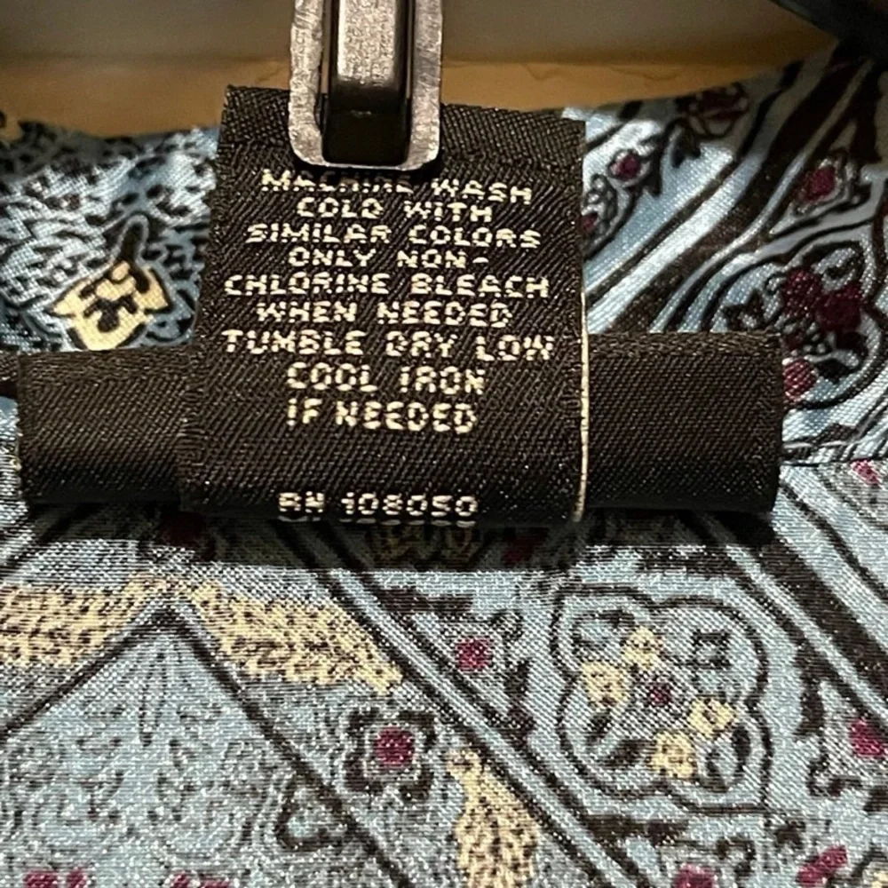 Lane Bryant Satin Popover Tunic Top Size 14 /16Blue Paisley Peasant Flare Sleeve - Picture 6 of 10